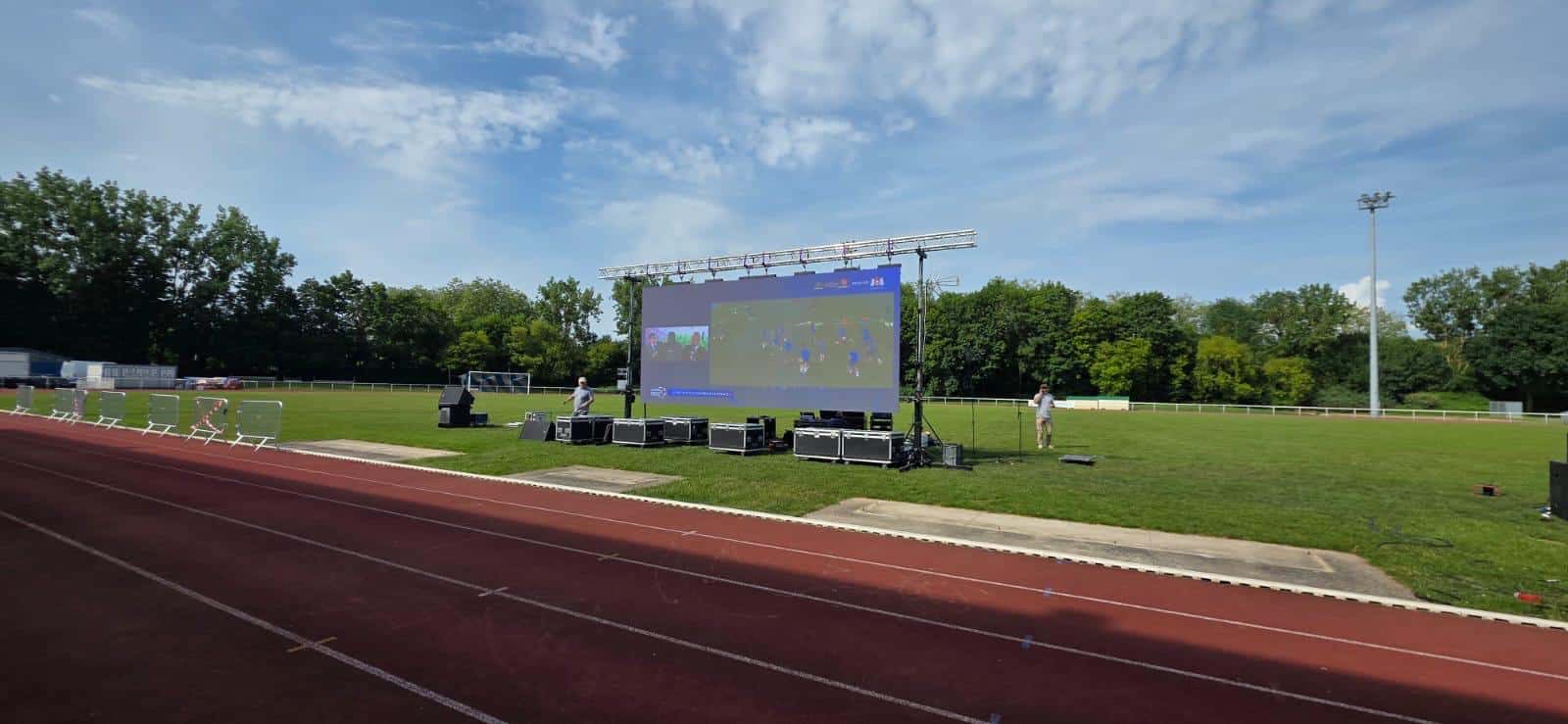 Fan Zone 2026 : organisée aux Ateliers du Mesnil – Venez vivre l’événement avec nous !